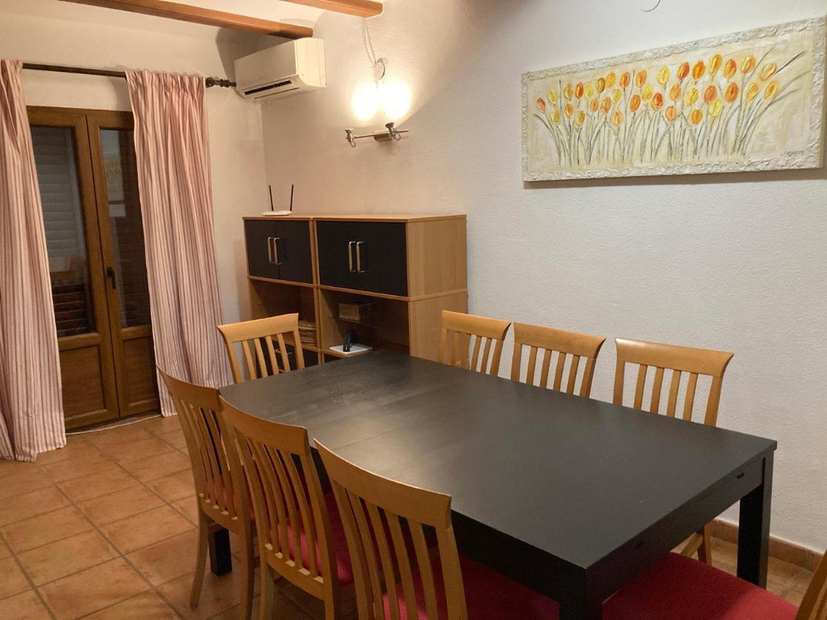 Ferienhaus Adosado En Urbanizacion Con Precioso Jardin Dénia