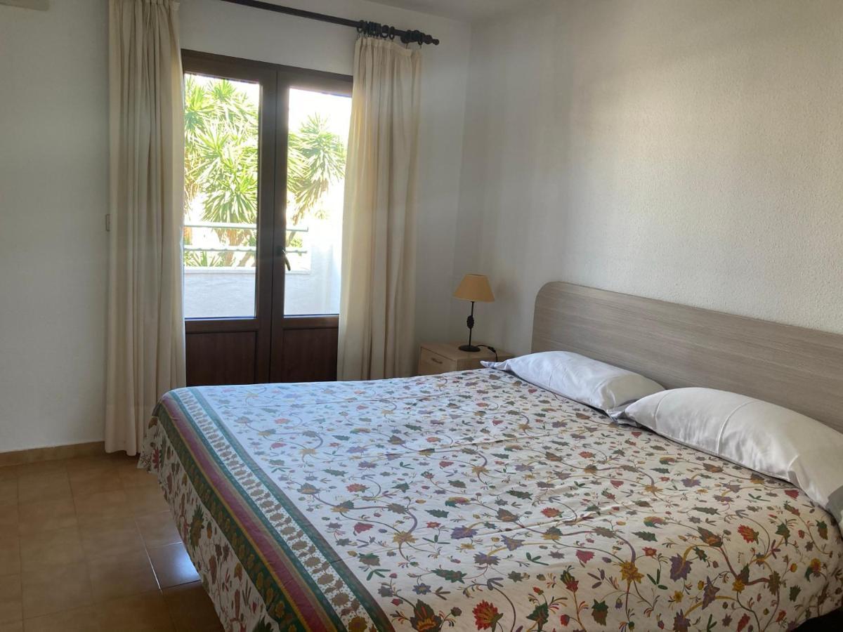 Ferienhaus Adosado En Urbanizacion Con Precioso Jardin Dénia